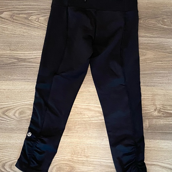 Lululemon Race with Grace Black Crop Legging Capri Women’s size 2 - Picture 15 of 15